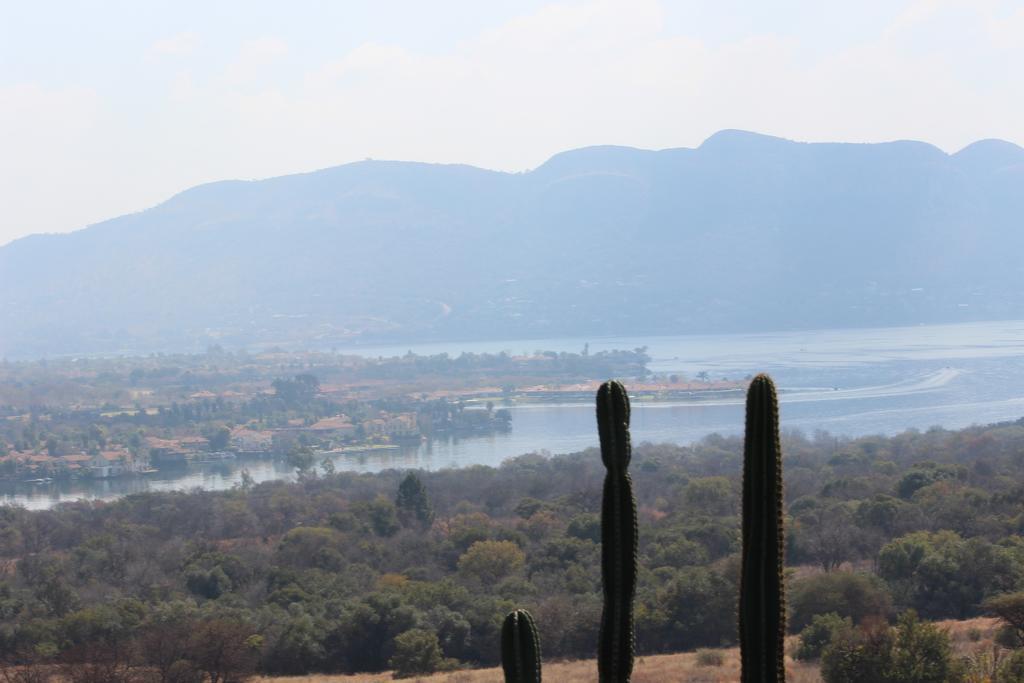 La Montagne Guest Lodge Hartbeespoort Luaran gambar